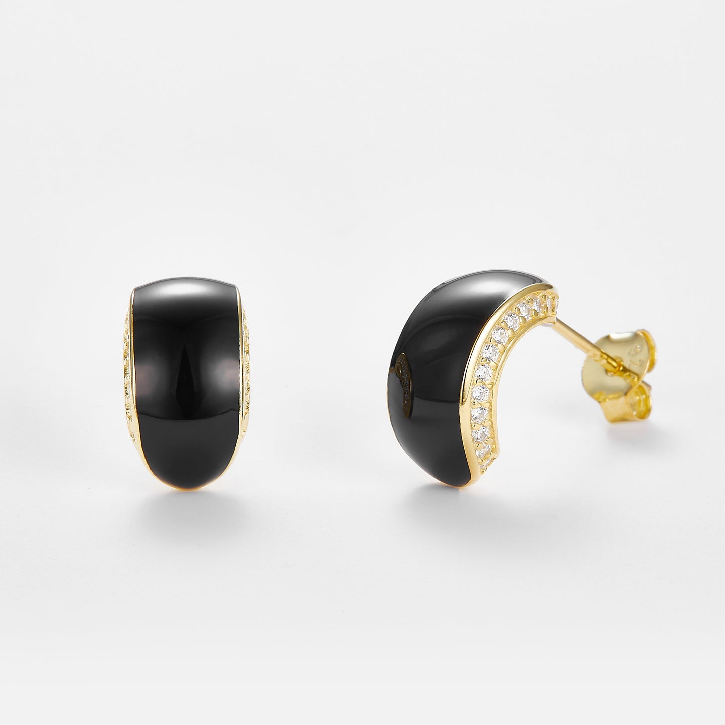 SMALTO Silver Stud Earring – Yellow Gold with Black Enamel