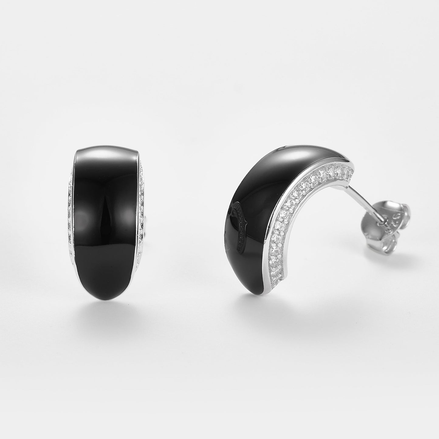 SMALTO Silver Stud Earring – White Rhodium with Black Enamel