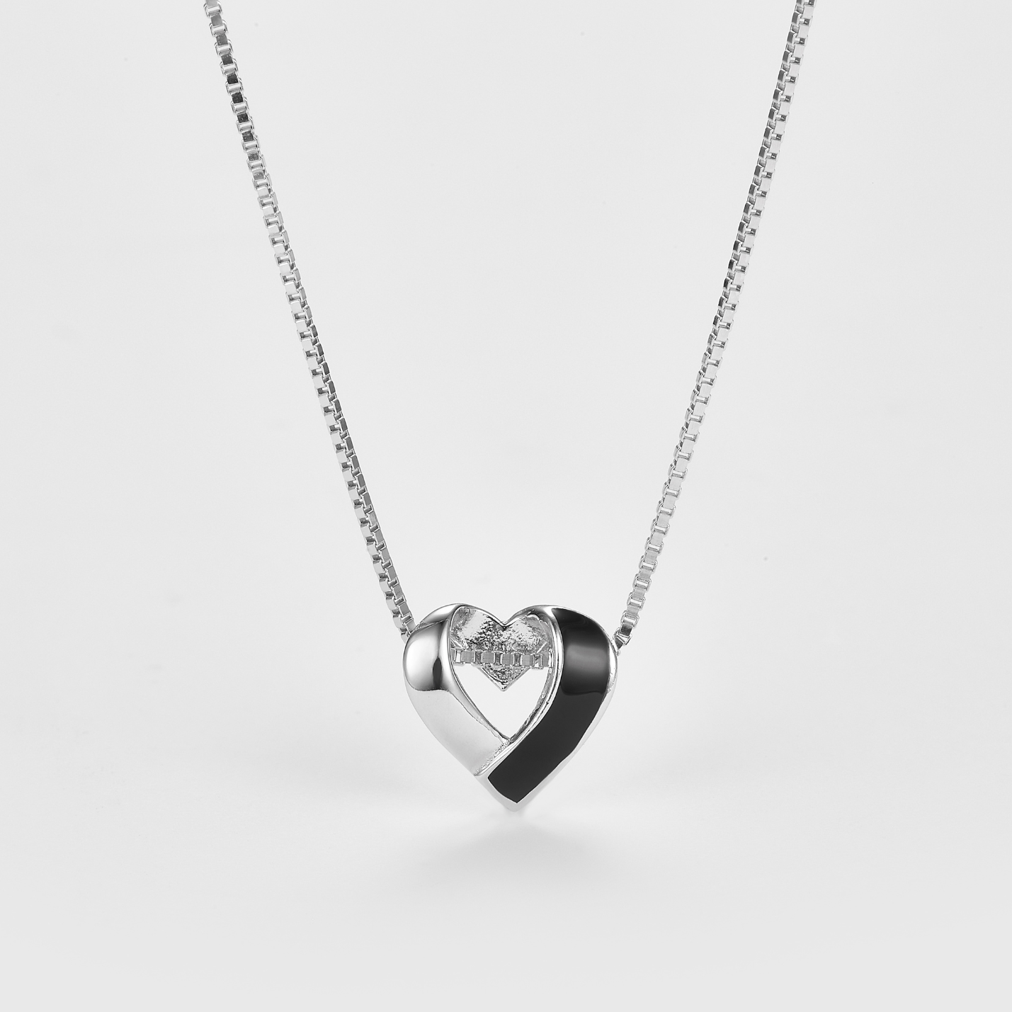 SMALTO Silver Heart Necklace – White Rhodium with Black Enamel