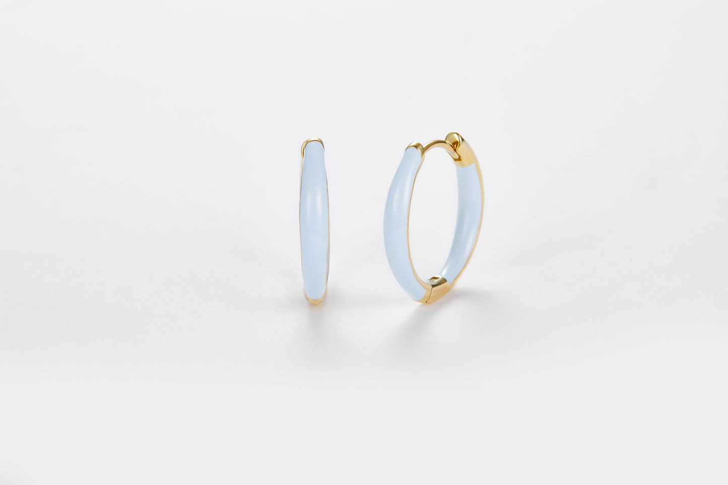 SMALTO Silver Hoop Earrings – Yellow Gold with Celeste Enamel