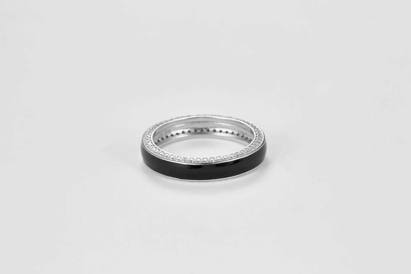 SMALTO Silver Enamel Ring – White Rhodium with Black Enamel & Zirconia Accents