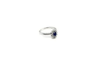 18KT WHITE GOLD WITH BLUE STONE AND ZIRCONS