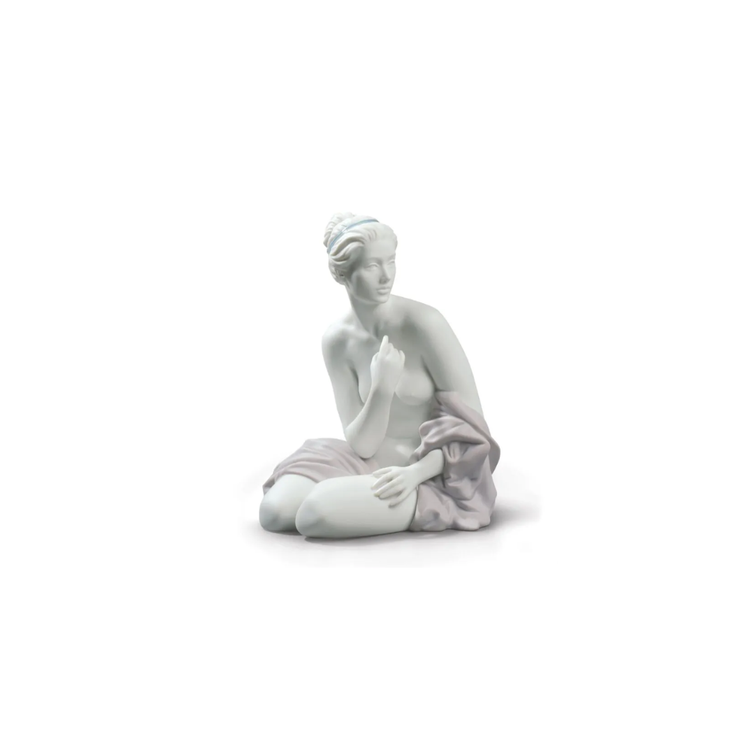 Sitting Bather Woman Figurine REF: 1009157